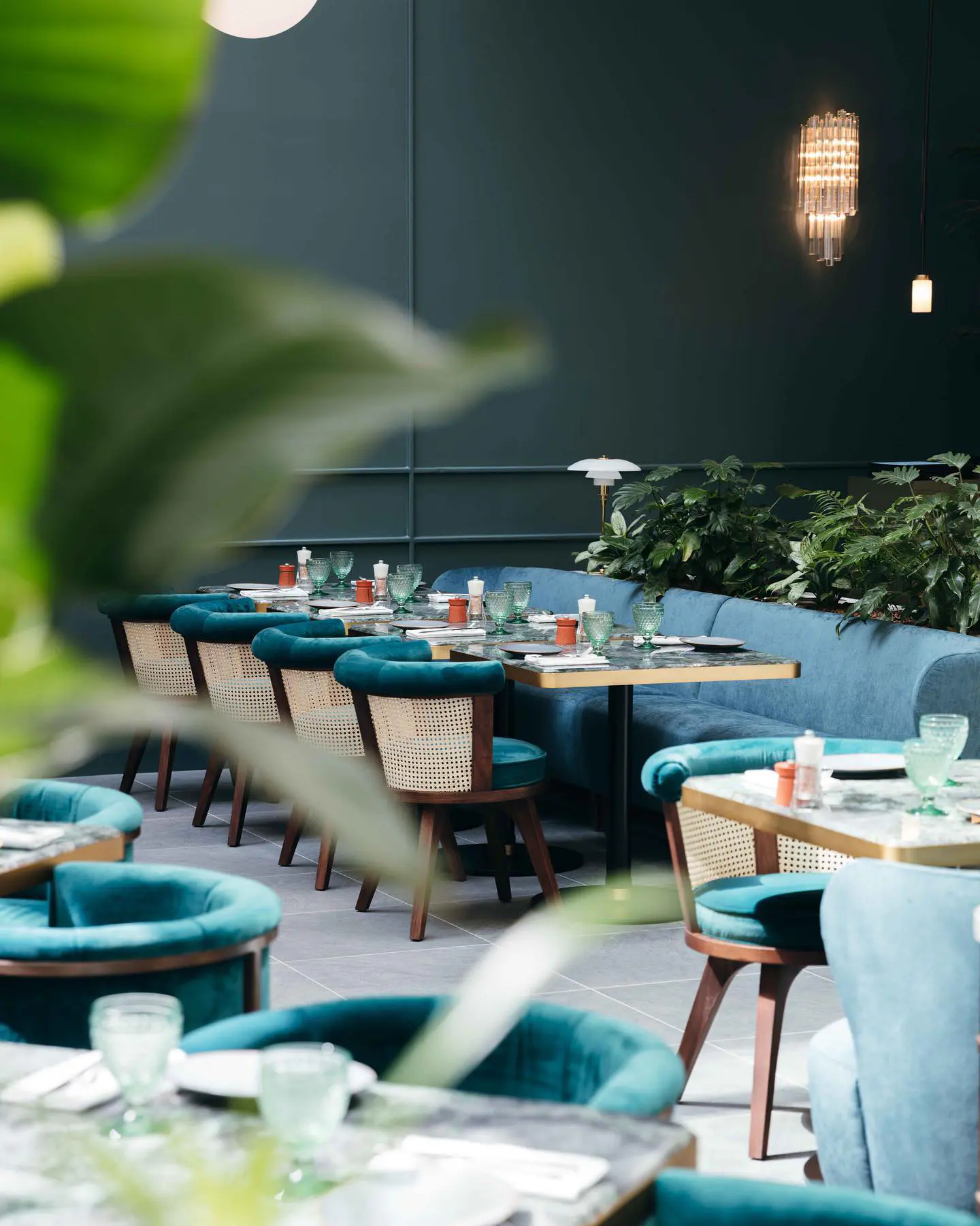 Montecito Paris Restaurant